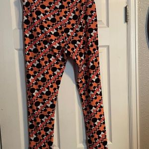 Buttery soft leggings TC brand  BNWT $15 firm